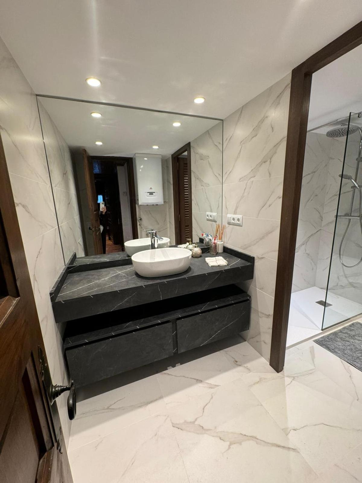 Baqueira 1500 Pie De Pistas Apartamento Cuilas Naut Aran Exteriör bild