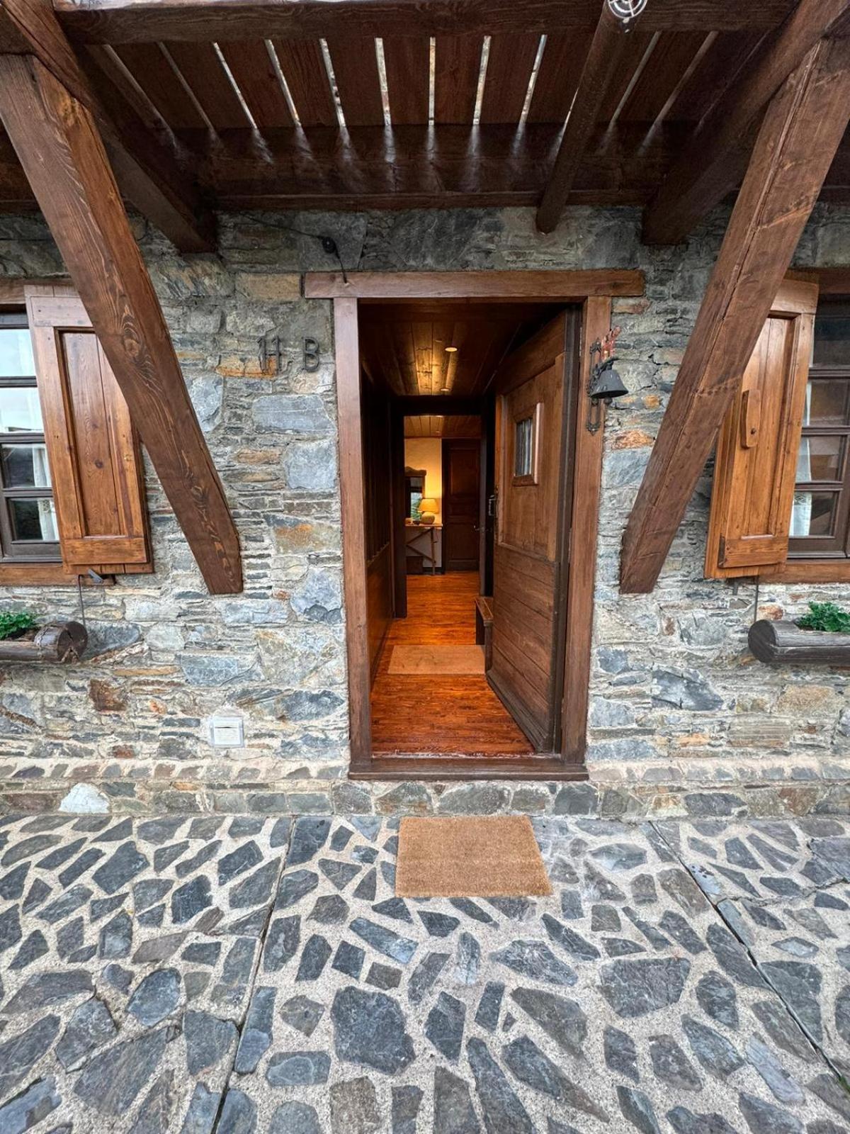Baqueira 1500 Pie De Pistas Apartamento Cuilas Naut Aran Exteriör bild